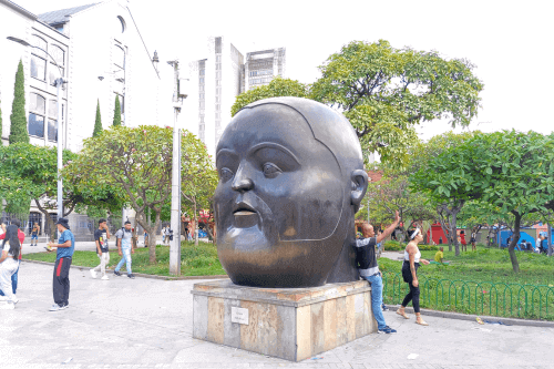 Best Digital Nomad Cities 2023 - Medellin in Colombia - Botero Statue
